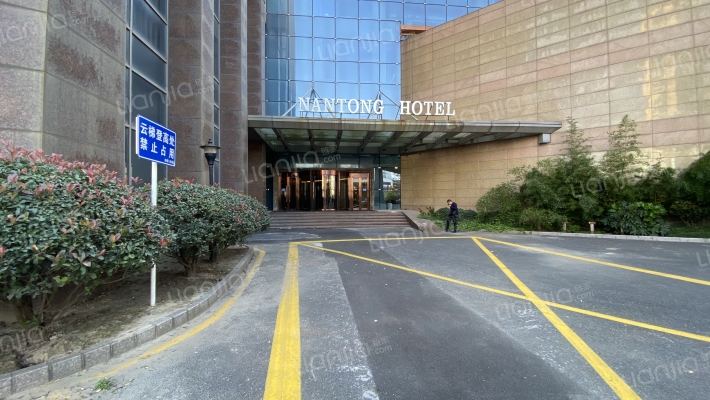 大饭店财富中心外景图