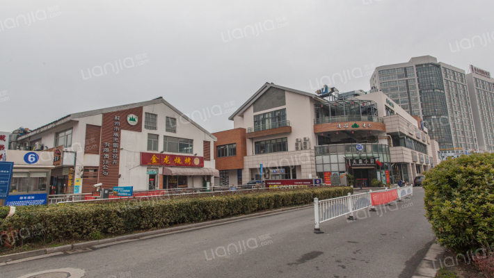 苏州SM城市广场购物中心外景图