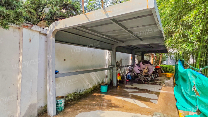 乌镇大桥路外景图