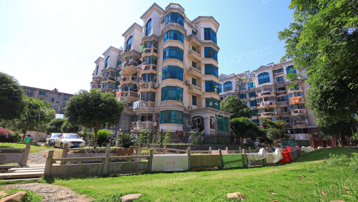 阳光丽景外景图