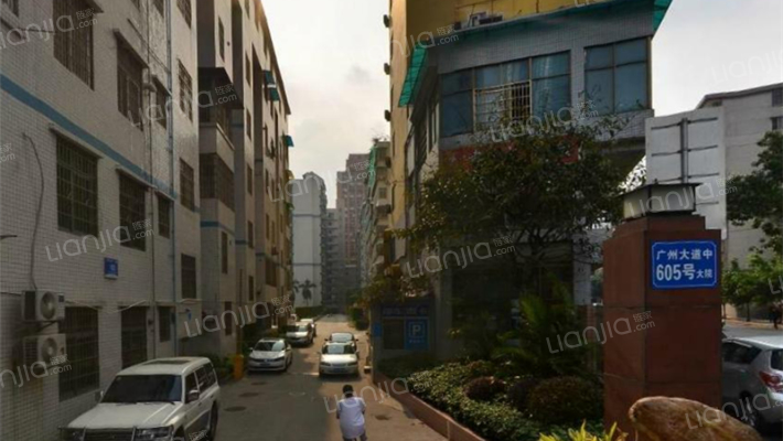 广州大道中外景图