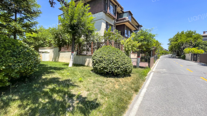 牛驼温泉孔雀城斓泉苑外景图