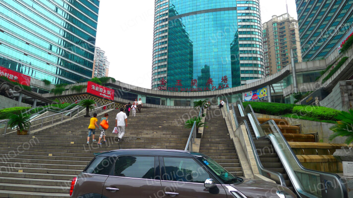 金玉兰广场外景图