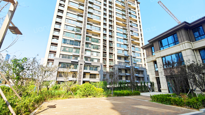 万岳华府麒麟府外景图