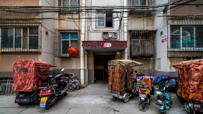 卫生路12号院外景图