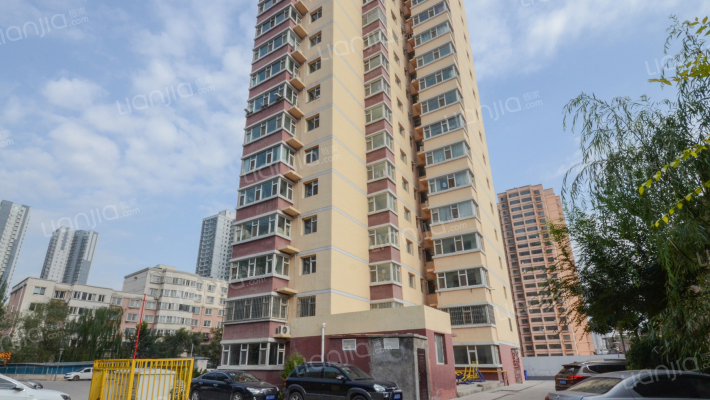 省水利厅工程地质建设公司家属院外景图