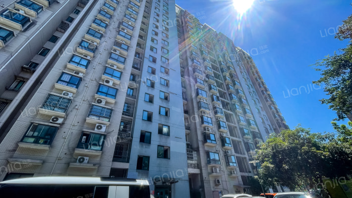 潮王公寓外景图