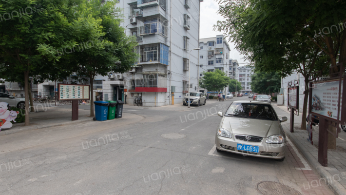 碧泉花园外景图