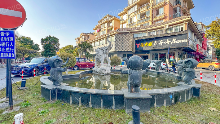 汇宇都市花园月亮湾园区外景图