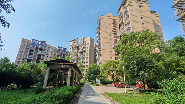 陵南茗城外景图