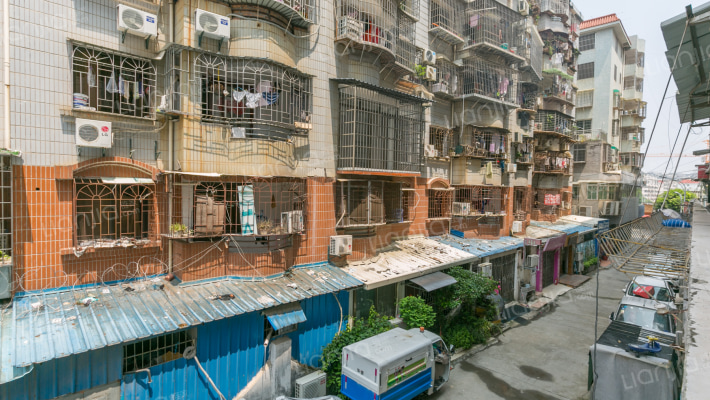 天韵大厦外景图