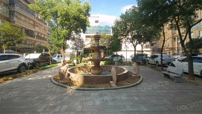 乐龙小区外景图