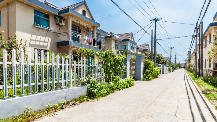 顾家花苑外景图