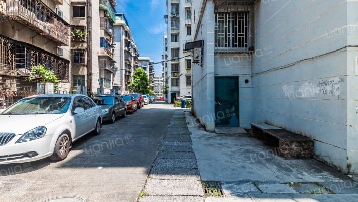 铁路凤凰山小区外景图