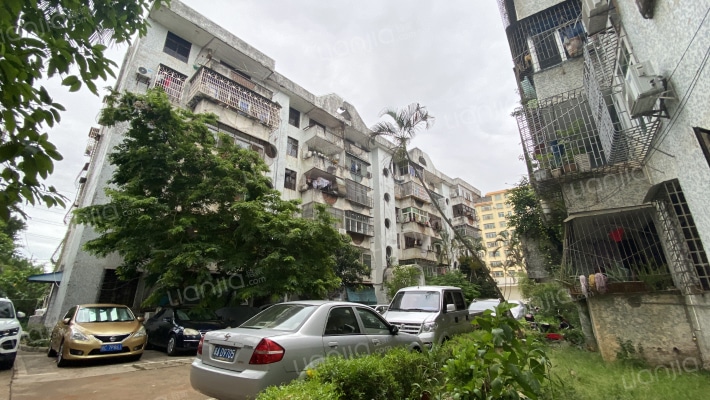 白龙花园外景图