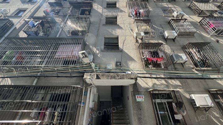 电机厂宿舍外景图