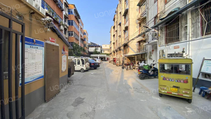 东顺河街1191号外景图