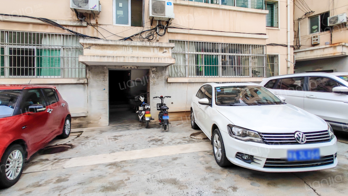 定利小区外景图