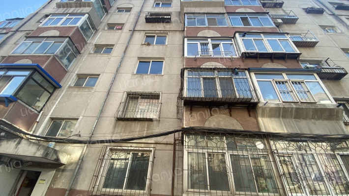 松山西小区外景图