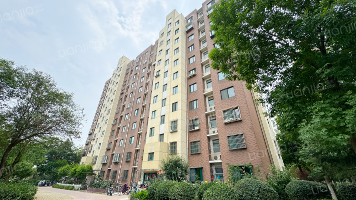 钢城新苑西区外景图