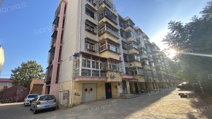 华苑小区公寓外景图