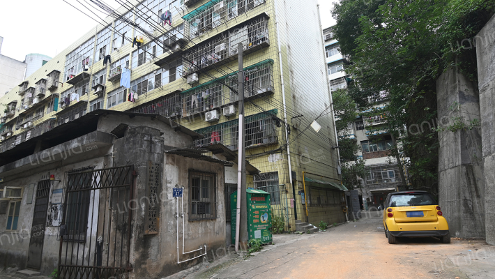 丽臣单身公寓外景图