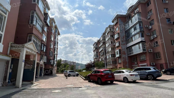 嘉城世纪花园外景图