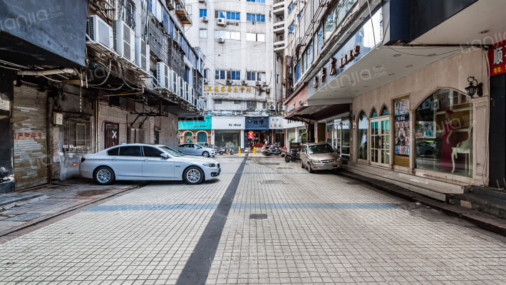 新誼大楼外景图