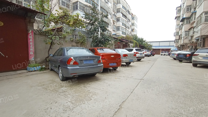 农民公寓北院外景图