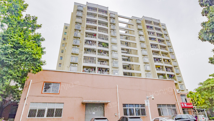 尚位花园外景图