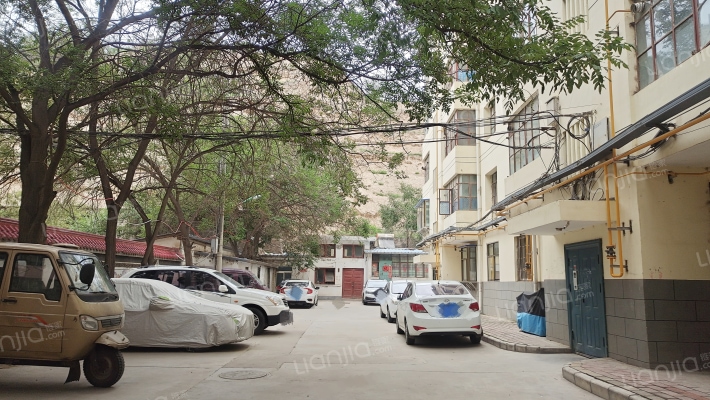 向阳村社区外景图