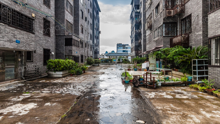 置业广场外景图
