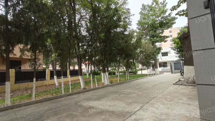 科技街宁卧庄宾馆家属院外景图