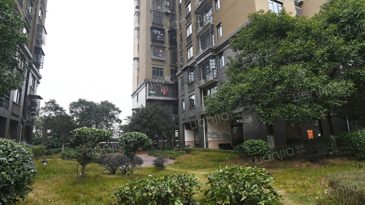 长沙悦湖山房价怎么样悦湖山房源户型图小区车位交通地址详情分析