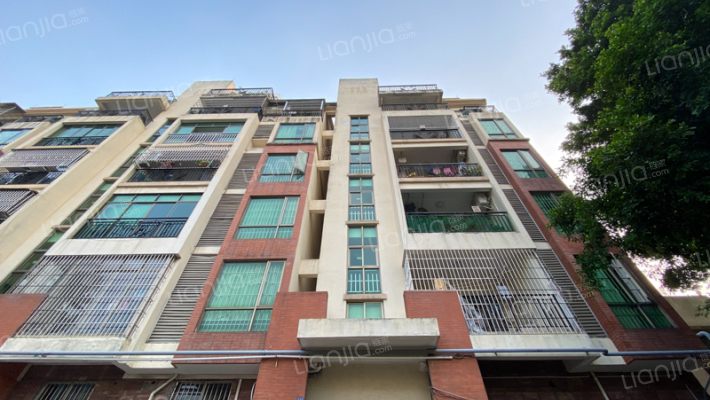 秀丽花园外景图