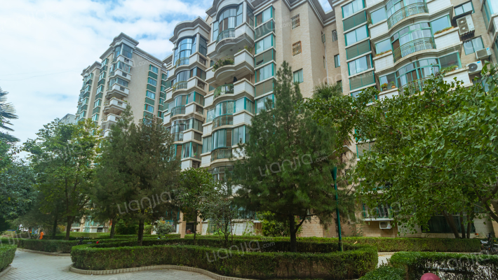 名仕花园外景图