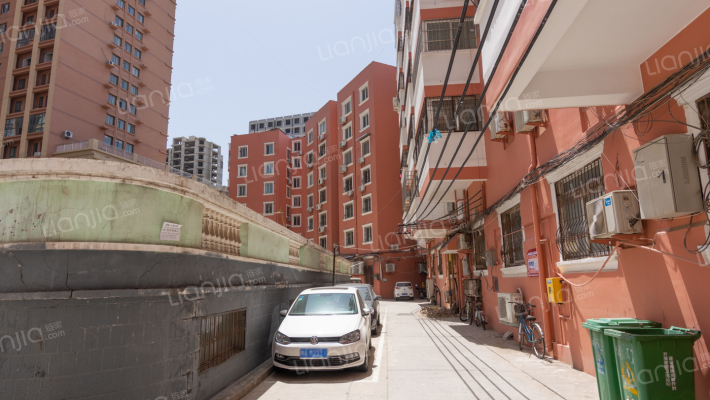 西西花园外景图