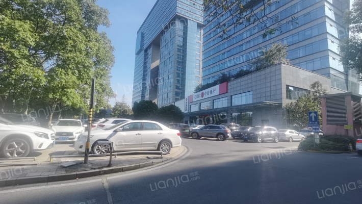 国泰时代广场外景图