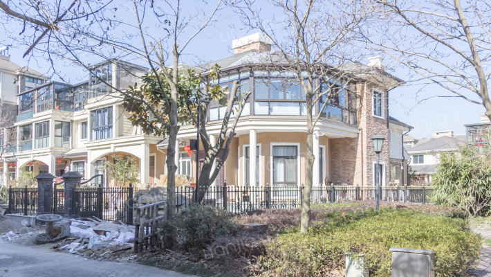 明山桃源外景图