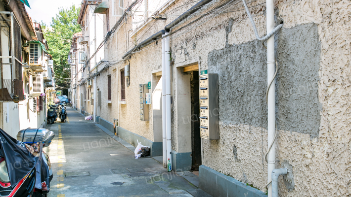 淡水路322弄外景图