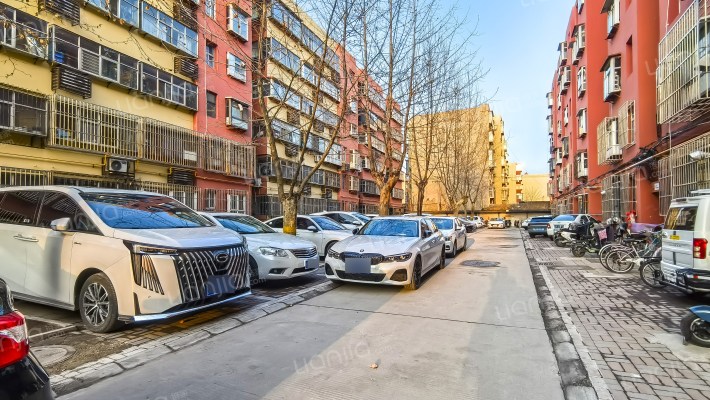 教育局园丁小区外景图