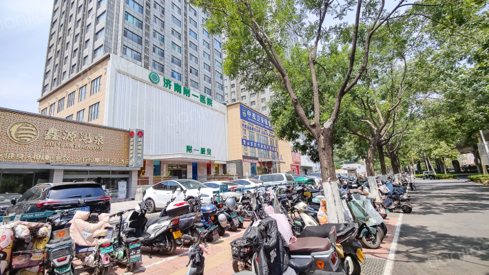 金桥国际外景图