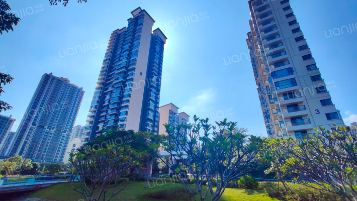 朗玥湖山外景图