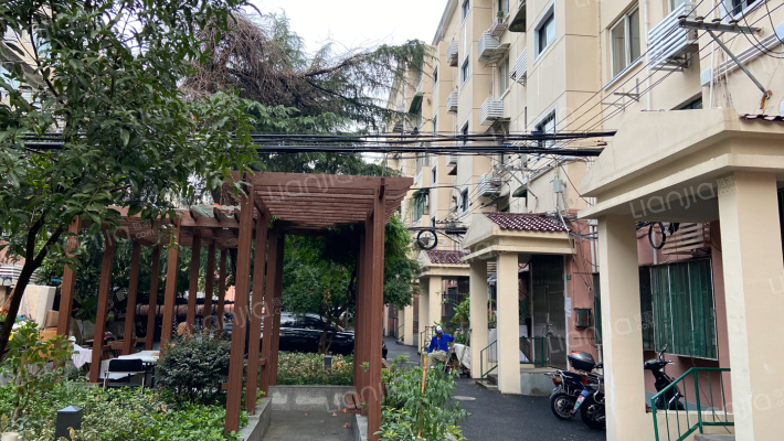 杨宅小区外景图