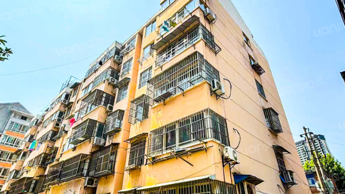 淮拖宿舍外景图