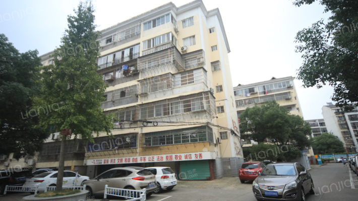 七里嘉和小区外景图