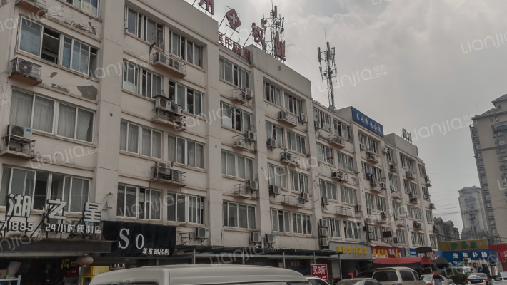 东吴港北公寓楼外景图