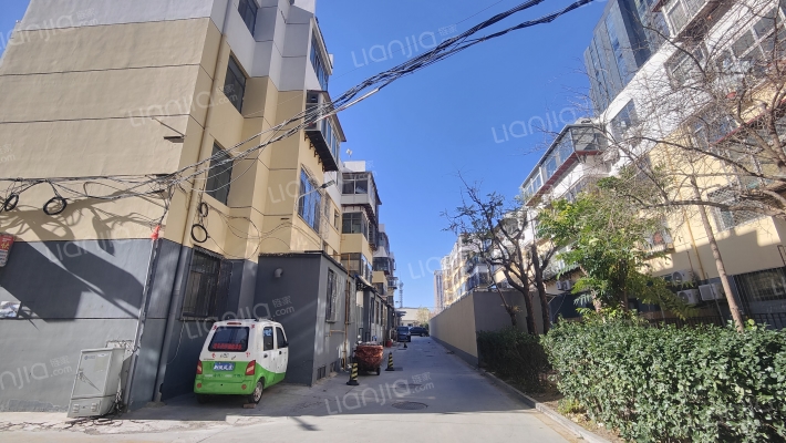 省粮食局宿舍外景图