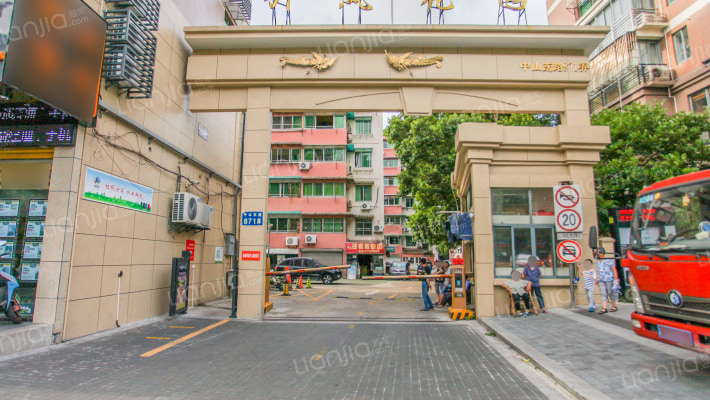 引凤花园外景图