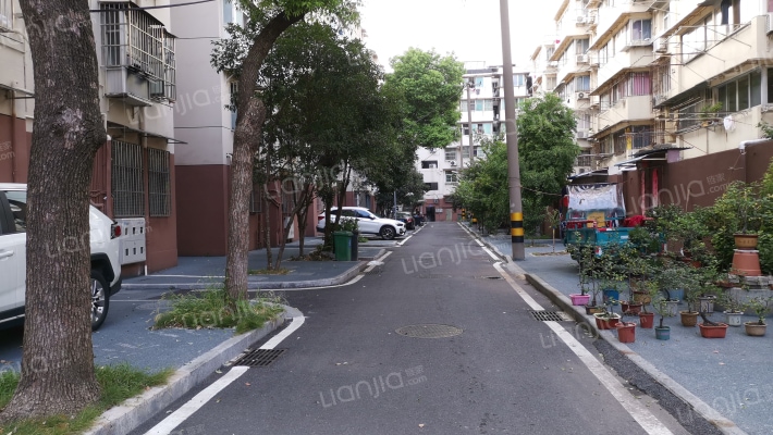 雨山一村外景图